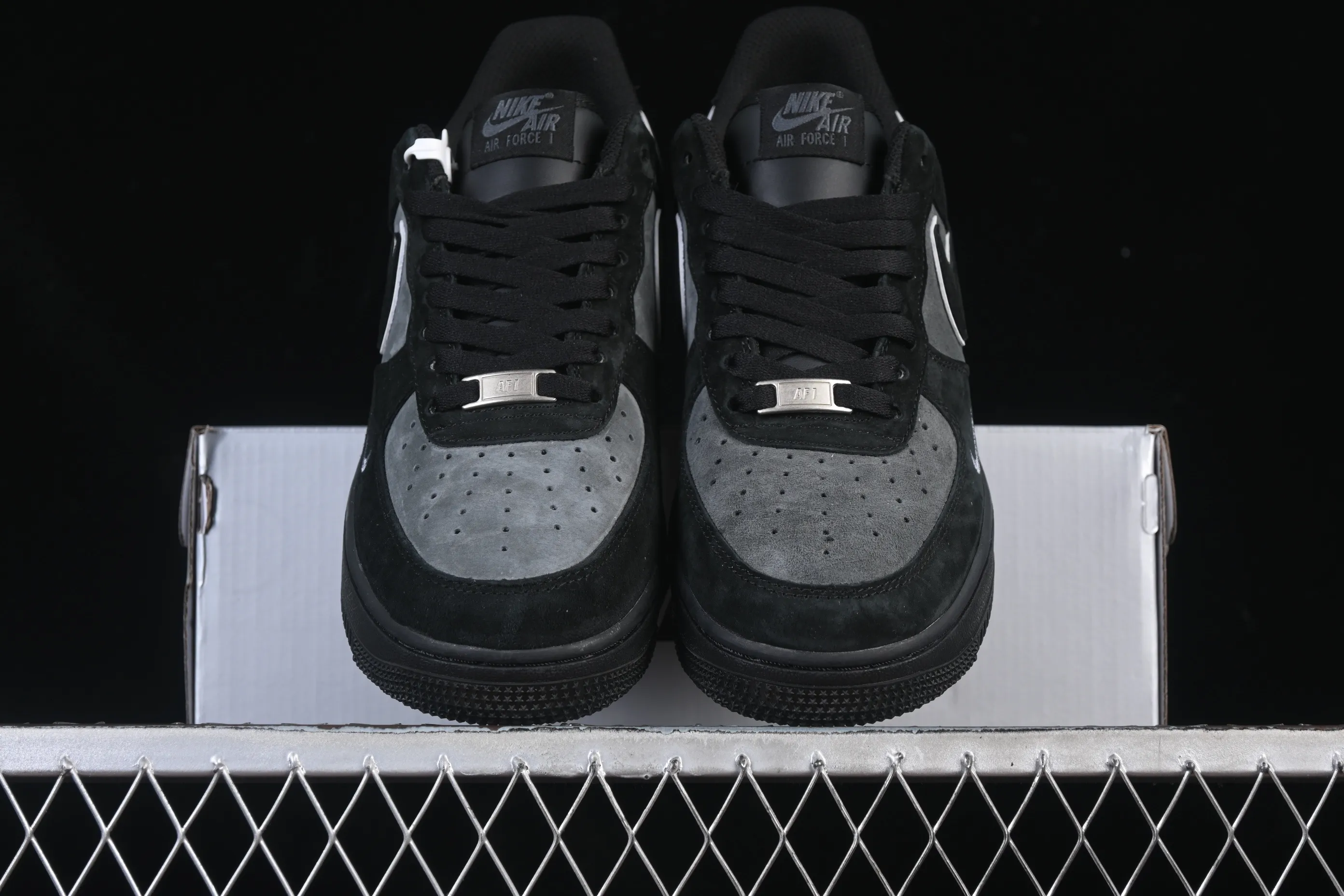 All Categories Nk Air Force 1 Air Force Series Nk Air Force 1 Low Air Force Low Nike Air Force 1'07 Low "Black Warrior" Full Suede Autumn and Winter Air Force One Low Casual Shoes ZH0316-134